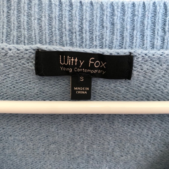 Witty Fox pale blue cardigan with little embroidered flowers - Picture 2 of 5